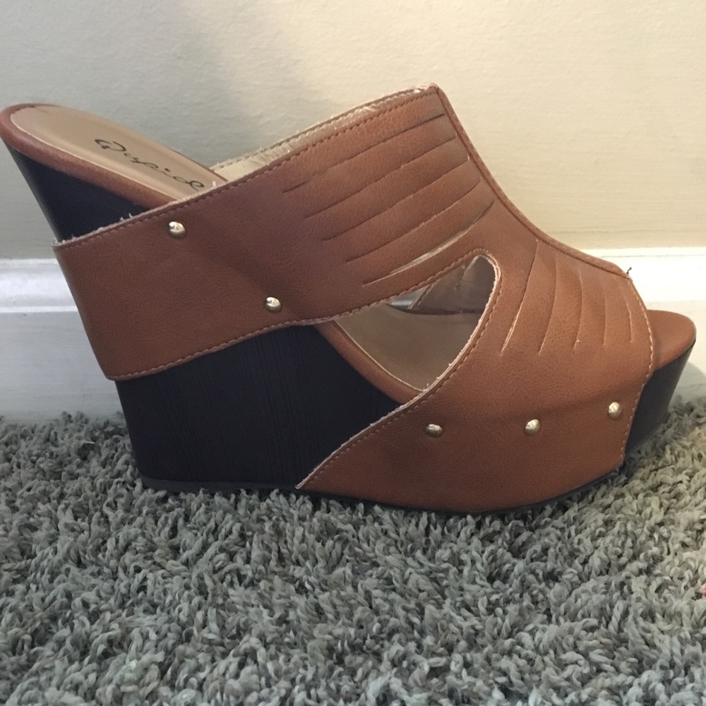 Platform sandal